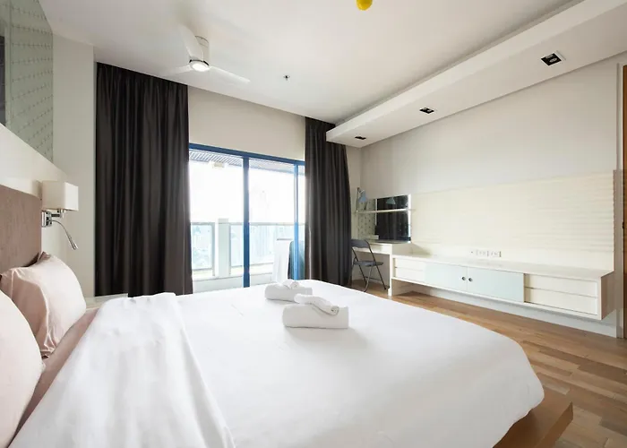 Appartement M Estate Luxury 3br Heart Of Bangkok